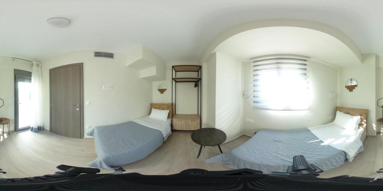 Hanioti Suite Maisonette In Front Of The Sea Exterior foto